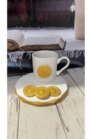 Designbecher mit Goldmotiv, Modell 890785 - Süs Dükkanı