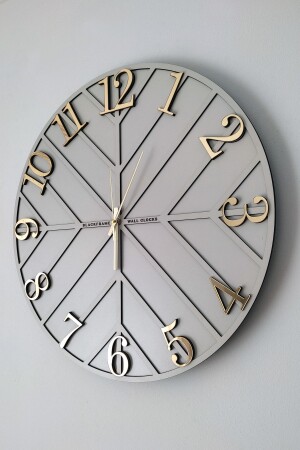 - Diagonal Lines - Light Gray & Gold - 50cm Wall Clock - Blackframe