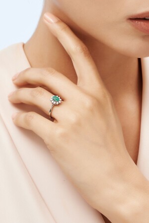 Diamond Emerald Ring - Altınbaş
