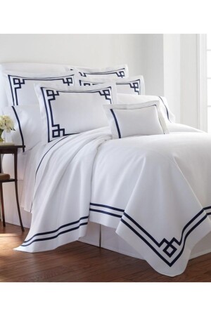 Double White and Navy Blue Striped Cotton Satin Duvet Cover Set Km45667 - METİNEV