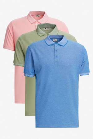 Dreiteiliges Herren-T-Shirt aus schrumpffester Baumwolle in Grün-Hellrosa-Sax mit schmaler Passform und schmalem Schnitt und rollfreiem Polokragen - Ac&Co / Altınyıldız Classics