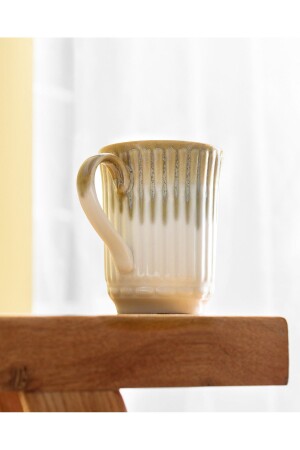 Ecru Mug - Madame Coco