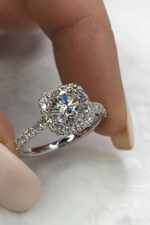 eins. 75 Karat Solitärring - Crystal Diamond Zirconia