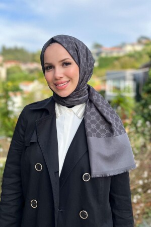 Elegance Monogram Shawl - 1090100-913 - Smoked - Aker