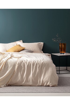 Elicia Double Striped Satin Duvet Cover Set - Gold NDS-03-8682116282581 - Madame Coco