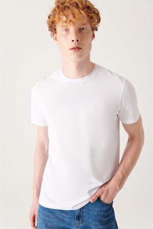 Erkek Beyaz %100 Pamuk Nefes Alan Bisiklet Yaka Regular Fit T-shirt E001000 - Avva