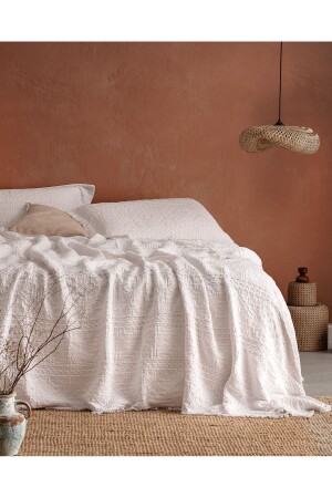 Ethnique Double Bedspread - White - Madame Coco