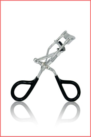 Eyelash Curler - New Well