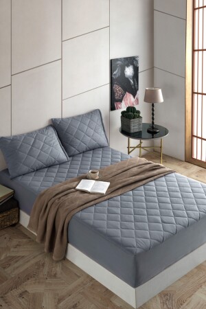 Formeya Buntes, gestepptes, elastisches Bettlaken-Set aus 100 % Baumwolle (INKLUSIVE 2 KISSENSCHÜTZEN), gestepptes Laken - Bella Benita