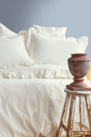 Frill Washed 100% Cotton Poplin Vanilla Double Duvet Cover Set NGO-5698744 - İssimo Home