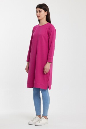 Fuchsiafarbenes Basic-Strick-Sweatshirt mit Rundhalsausschnitt und Schlitz, 10391 - Gippe Collection