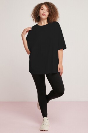Gabrıelle Kadın Bisiklet Yaka Yakası Kaşkorse Oversize Düz Siyah Büyük Beden T-shirt - Ethiquet