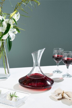 Glass Luxury Venus Model Carafe WATER. VNS. 001 - Glamis