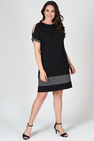 Glitzerkleid mit Rockärmeln in Übergröße - Curvy Trend