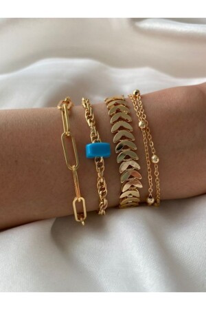 Gold Quartz Bracelet with Blue Bead Detail - Magicstone
