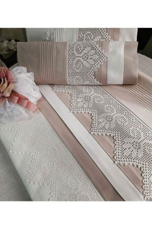 Hand Heated Lace Pique Set*0. 19 - Mira