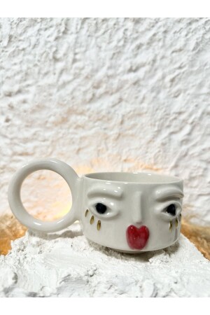 Handgefertigte Designtasse aus Keramik mit Gesicht WA-124 - WindArtCeramic