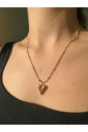 Heart-shaped Steel Necklace with Ball Detail - Bellys Jewelry