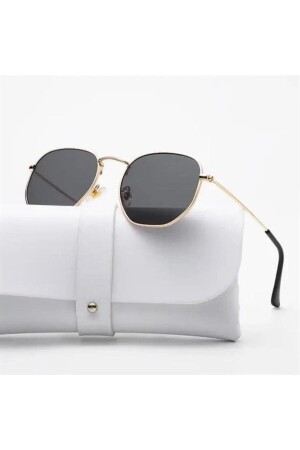 Hexa Round Gold Black Unisex Sunglasses (BLACK HANDLE) - Watchofroyal