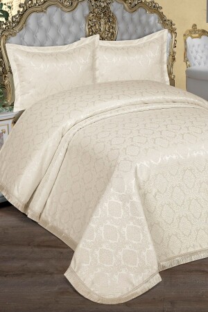 Home Double Fringed Bedspread - Otto