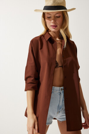Kadın Çikolata Oversize Uzun Basic Gömlek DD00842 - Happiness İstanbul