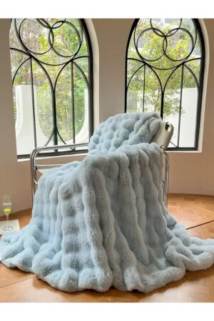 Kalın Tavşan Peluş Tv Battaniye Tek Kişilik ( 1adet ) Ölçüm 130 *155 Çok Yumuşak 1 Kalite - Baladi Home