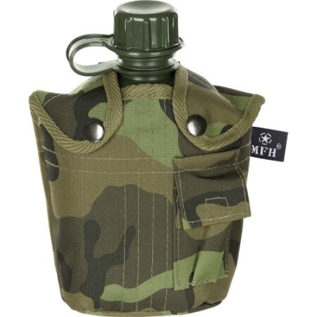 Kılıflı plastik içecek şişesi MFH, M 95 CZ Kamuflaj, 1 litre - MFH