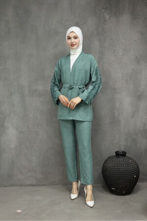 Kimono mit Spitzendetails und Ärmeln - Fors Butik