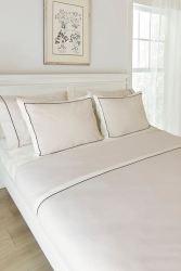 King Size Battal Boy Çift Kişilik Bej Çizgili Siyah Biyeli Pamuklu Düz Otel Serisi Nevresim Takımı RHN2098B - RİTMOHOME