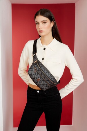 Kleine schwarze Damen-Gürteltasche mit Alphabet-Motiv 05PO22Y1542 - Pierre Cardin