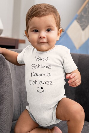 Kurzarm-Baby-Body aus 100 % Bio-Baumwolle mit Aufdruck „We'll Wait With My Uncle“ Weißer Baby-Body 5569k - Overoz