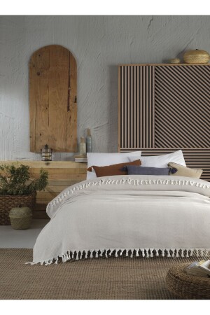 Lily Beige Single Duvet Cover 145 - Lux Touch