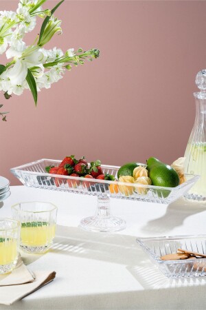 Linea Model Serving Plate with Glass Legs LN. SDS. 039. 01. 000 - Glamis