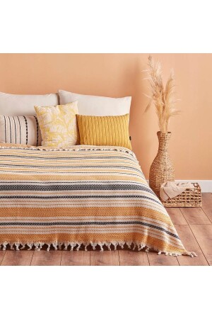 Linea Single Bedspread Mustard (160X220 CM) - Bella Maison