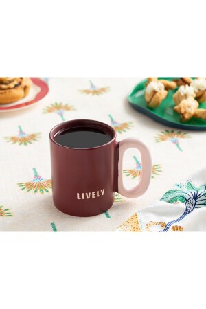Lively New Bone China Mug 350 Ml Claret Red 10037917 - English Home