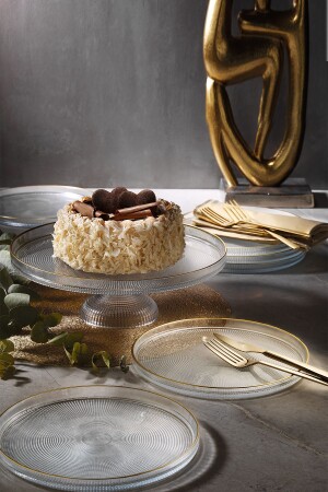 Loren 7 Piece Cake and Presentation Set Gold Gilded - Fecra