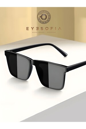 Lux Unisex Black Sunglasses - Eyesofia