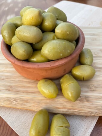Manisa-Akhisar Kırma Yeşil Zeytin - Halal