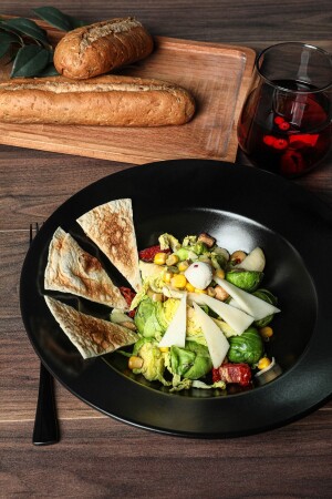 Matte Black Delta Pasta Plate 26 Cm - Keramika