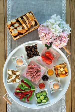 Metal 45 Cm White Round Tray with Wooden Handle, Breakfast Tray, Presentation Tray 51CM500ML - kitchen trend