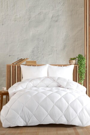 Microfiber Lux Doppel-Mikrofaser-Steppdecke + 2 Kissen mit Geschenk 153-99-1135 - Zeynep Tekstil