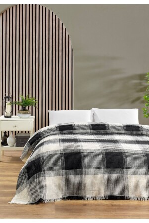 نموذج الشمس المضطربة الأسود من MNZ - 200x230 - Rebeka
