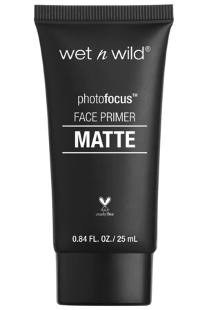 شركاء من قاعدة مكياج ميكابير الوجه من قبل MNZ-Coverall في بريم - Wet N Wild