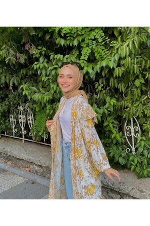 MNZ-Hijab Combed Cotton Shawl Hijab Model - كابوتشينو - Organic