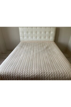 MNZ-Plain Dye Laser Quilted Multi-Purpose Pique King Size 230x250 ضوء الأصفر * غطاء السرير - Gençev Home Collections