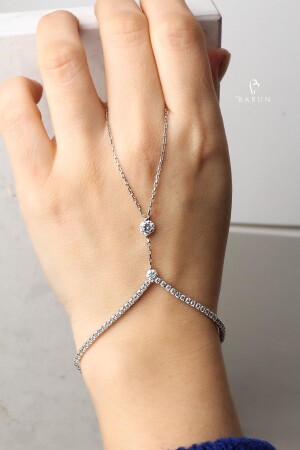 MNZ-Shahmeran 925 سلسلة اليد الفضية الفضائية مع زيركون الحجر الأبيض Shahmeran - By Barun Silver