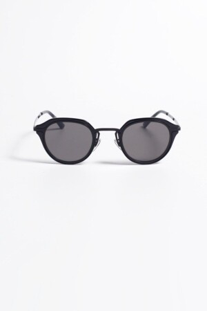 نظارات شمسية من نوع MNZ-Sonic Oval - Matte Black Frame Black Glass 09L001 - Kapin