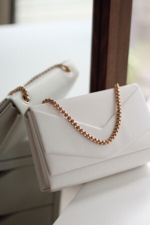 صندوق الكفاف الأبيض للمرأة - Moom Bag