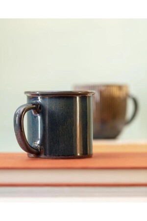 Mounted Cup - Madame Coco