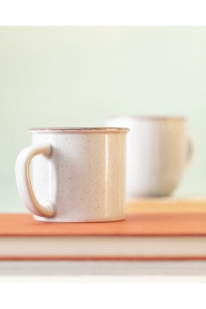 Mounted Cup - Madame Coco